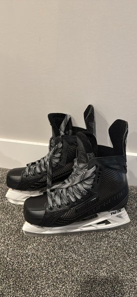 Bauer Supreme 160 Hockey Skates Regular Width 7 (Used)