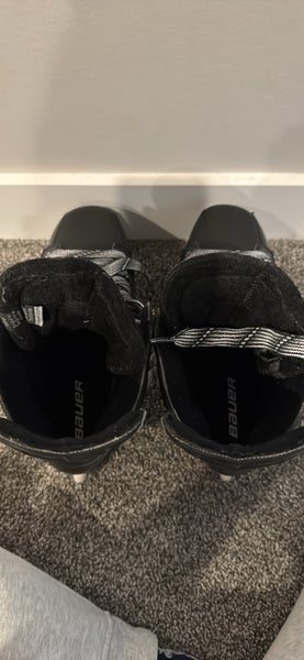 Bauer Supreme 160 Hockey Skates Regular Width 7 (Used)