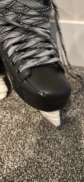 Bauer Supreme 160 Hockey Skates Regular Width 7 (Used)