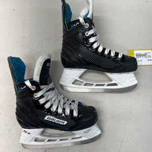 Used Bauer BAUER XLP Junior Hockey Skate Junior 01 11835-S000194324