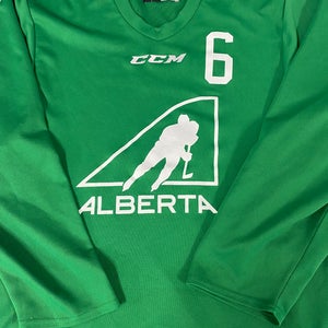 Team Alberta mens medium practice jersey