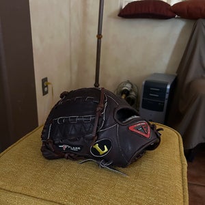 Louisville Slugger Left Hand Throw Pitcher's TPX PRO Baseball Glove 11.75" (New)