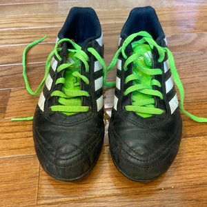 Black Unisex Size M 3.5 (W 4.5) Adidas Goletto Cleats (Used)