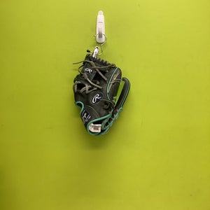 Rawlings (Used) Gray Right Hand Throw 11.5" Baseball Glove