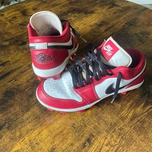 Nike Air Jordan 1 Low Retro MCS “Chicago” Baseball Cleats