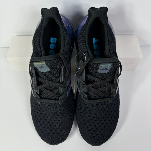ADIDAS ULTRABOOST CLIMA IRIDESCENT PACK BLACK SIGNAL CYAN  display picture 3