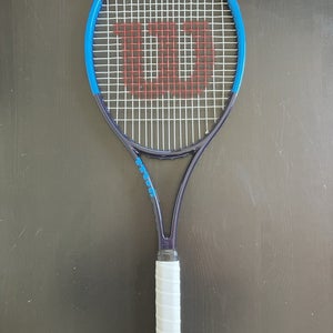 Wilson Ultra Tour v2 - 4 1/2 - Outstanding 9.5/10