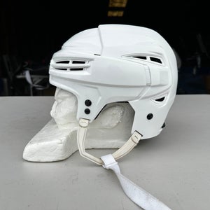Bauer Re-Akt 100 Pro Stock Hockey Helmet Medium White 2180