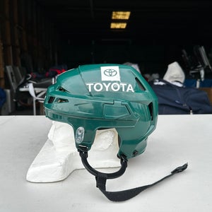 CCM V08 Pro Stock Hockey Helmet Green Medium WILD 6273