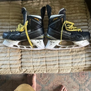 Bauer Supreme TotalOne MX3 Hockey Skates Regular Width  9.5 (Used)