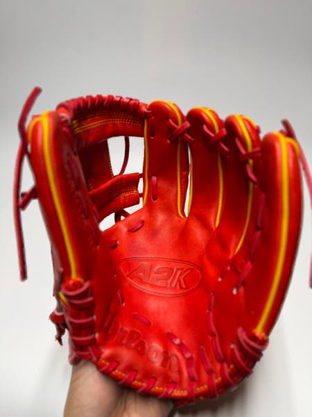 Wilson A2K OA1GM 硬式内野手用グラブ 11.5インチ レッド系 Amazon | Wilson 2024 Ozzie Albies A2K® OA1 GM 11.5インチ 内野野球