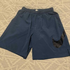 Nike Dri Fit Gym Shorts with Pockets, Size Men’s XL