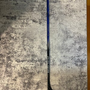 Senior Bauer Vapor Hyperlite 2 Left Hand Hockey Stick (Used)