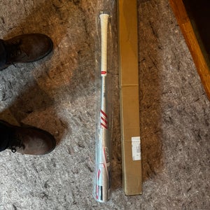 2024 Marucci CAT X2 BBCOR Certified Bat (-3) Alloy 30 oz 33" (New)