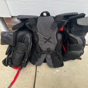 Small  2024 Bauer Vapor Hyperlite 2 Goalie Chest Protector (Used)