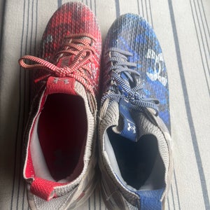 Men's  Size M 10.0 (W 11.0) Under Armour Low Top Blur Molded Cleats (Used)
