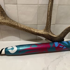 Demarini CF-9 Sprite 33/22 (-11) Fastpitch Softball Bat