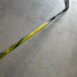 P46 77 Flex Senior Bauer Vapor Hyperlite 2 Left Hand Hockey Stick Pro Stock NCAA (New)