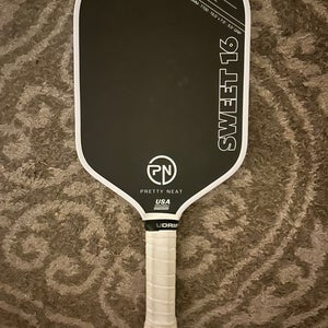Sweet 16 Pickleball Paddle New