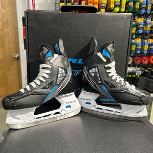 True TF7 Hockey Skates Regular Width Size 9 (New)