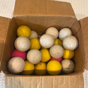 Used Lacrosse balls (35)
