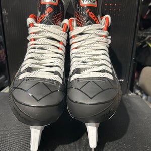 True HZRDUS 7X Hockey Skates Size 4 (New)