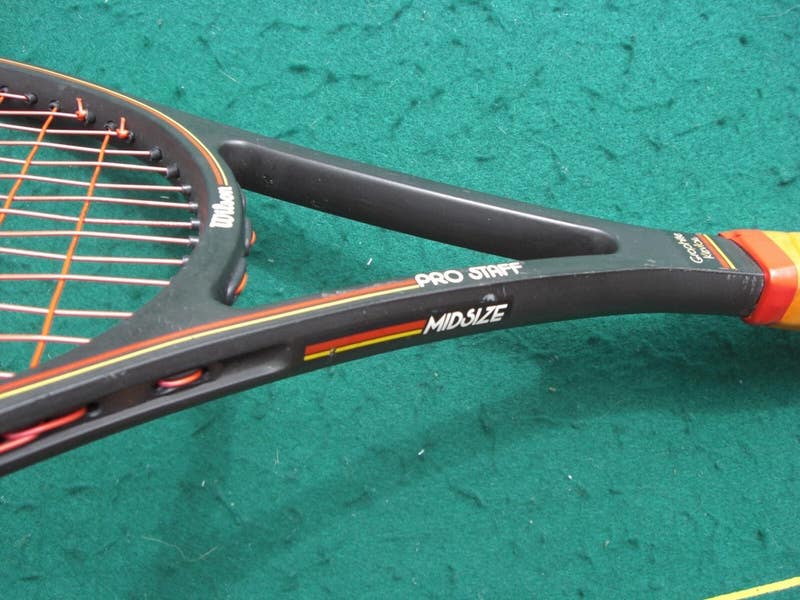 Wilson Pro Staff Midsize 85 4 3/8 Strung 16x18 Cover St
