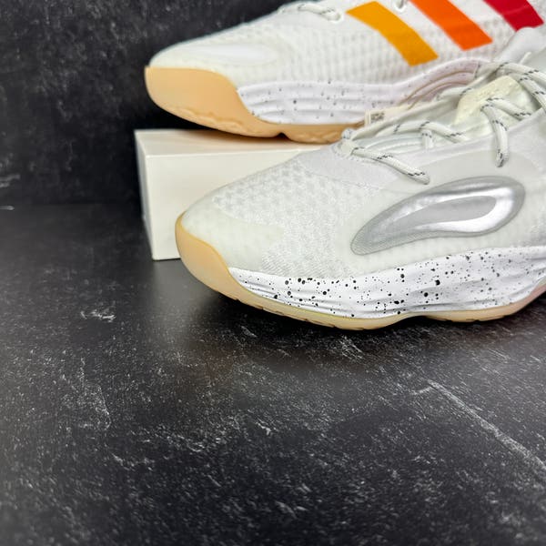 ADIDAS EXHIBIT A MIAMI HEAT MENS BASKETBALL SHOES SIZE 10 SPECKLED WHITE NEW ADIDAS EXHIBIT A MIAMI HEAT MENS BASKETBALL SHOES SIZE 10  main image 4