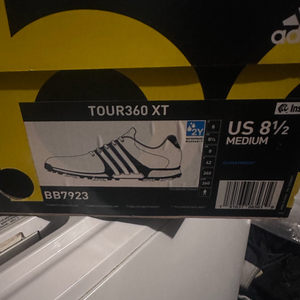 Unisex Size M 8.5 (W 9.5) Adidas Golf Shoes (New)