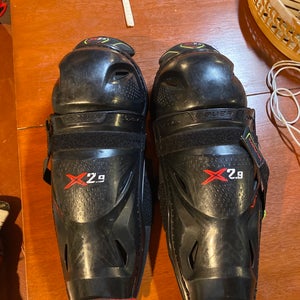 Intermediate Bauer Vapor X2.9 13" Shin Pads