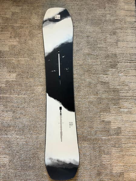 Burton Hometown Hero 152 Family Tree Hometown Hero Snowboard - The