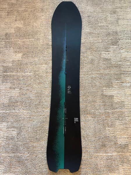 22/23 Men's Burton Skeleton Key 154cm Snowboard (Used
