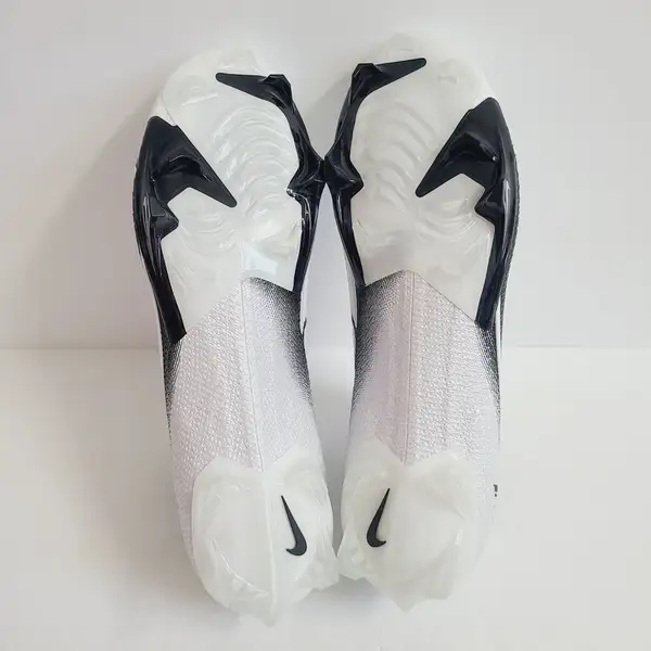 Nike Vapor Edge Elite 360 Flyknit Football Cleats CV6282-108  display picture 1
