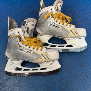 Bauer Supreme One.9 Hockey Skates Extra Wide Width  Size 3.5 (Used)