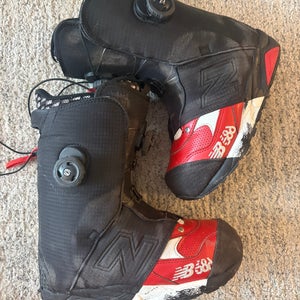 Men's New Balance 686 BOA Snowboard Boots Size 8 (Used)