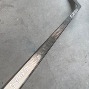 P28 87 Flex Senior Bauer Vapor Hyperlite 2 Left Hand Hockey Stick Pro Stock NHL (New)