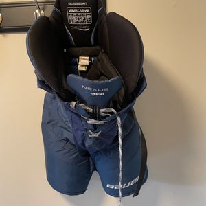 Small Senior Bauer Nexus N9000 Hockey Pants (Used)