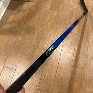 NEW Senior CCM Jetspeed FT8 Pro Left Hand Hockey Stick P28 70 Flex
