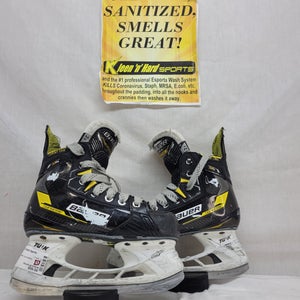 Bauer Supreme M4 Hockey Skates Regular Width Size 2.5 (Used)