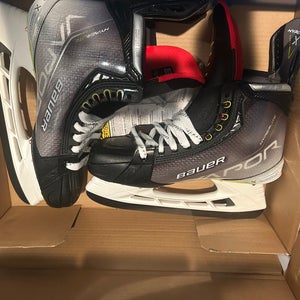 New Bauer Vapor Hyperlite Pro Ice Hockey Skates 11 Fit 1 Pulse Ti Steel
