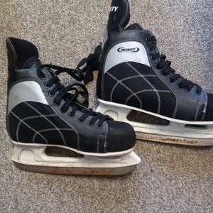 Infinity Senior Size 11 Hockey Skates (Used)