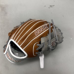 Wilson A1000 RHT- 11" Pedroia Fit Baseball Glove New With Tags!