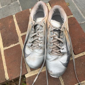 Men's  Size M 12.0 (W 13.0) Nike Low Top Vapor Speed 3 TD Molded Cleats (Used)