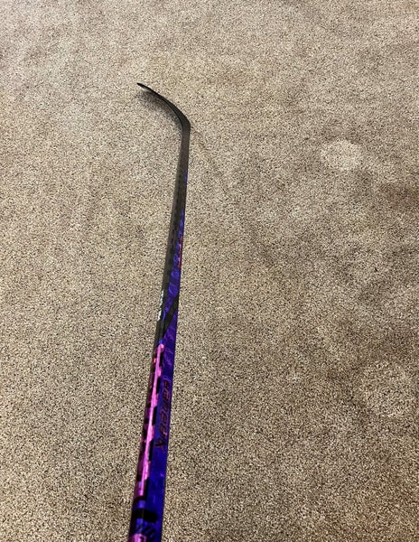 NEW! Senior Bauer Twitch Purple P92, 70 Flex, RH