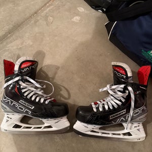 Bauer Vapor X3.7 Hockey Skates Size 6.5 D regular width