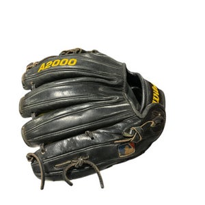 Used Wilson A2000 BB/SB Glove RH Throw Black 11 1/2" 11834-S000035689