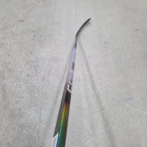 New CCM Jetspeed FT8 Pro Senior LH P29 85 Flex hockey stick