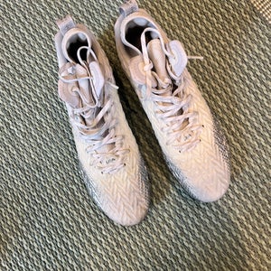 Men's Size M 12.0 (W 13.0) Adult Under Armour Cleats (New)