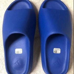 New Without Box Azure Adidas Yeezy Slide Blue