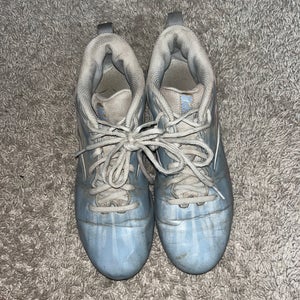 Gray Men's Adult Size M 7.0 (W 8.0) Nike Cleats (Used)